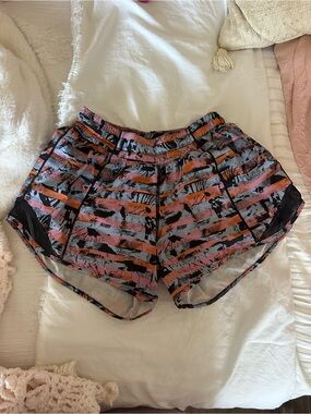 lulu hotty hot short
